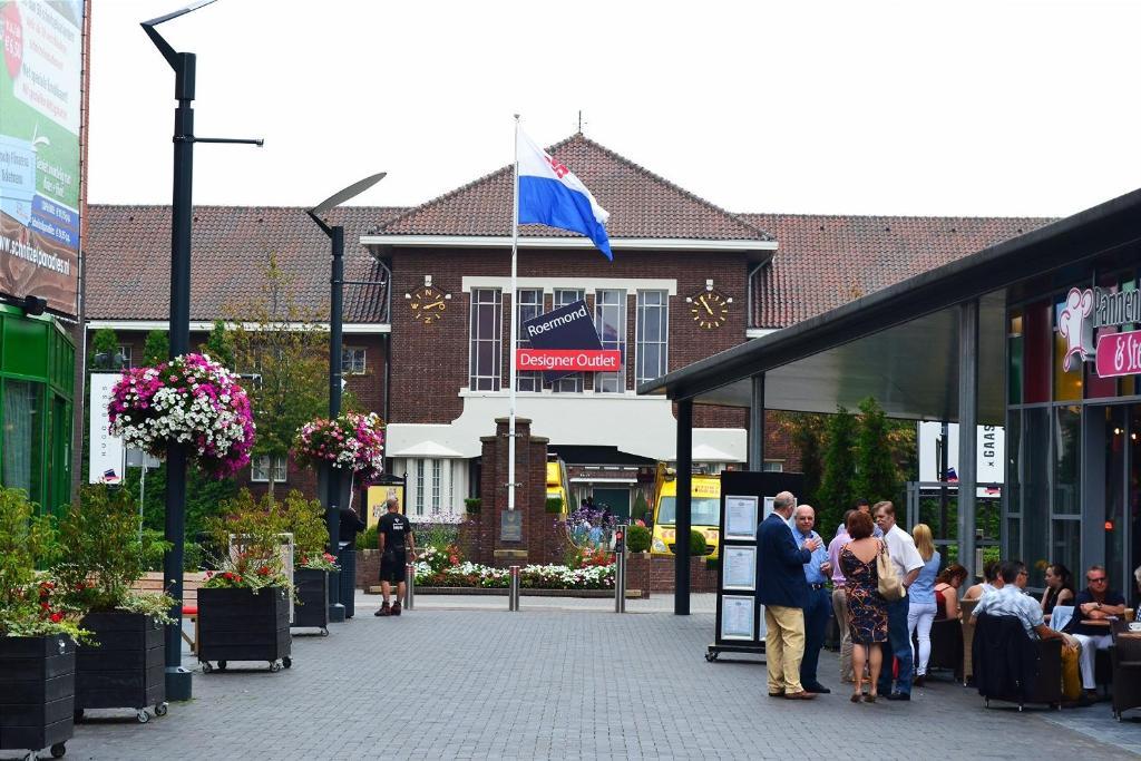 Hotel En Grand Cafe De Pauw Roermond Exteriér fotografie